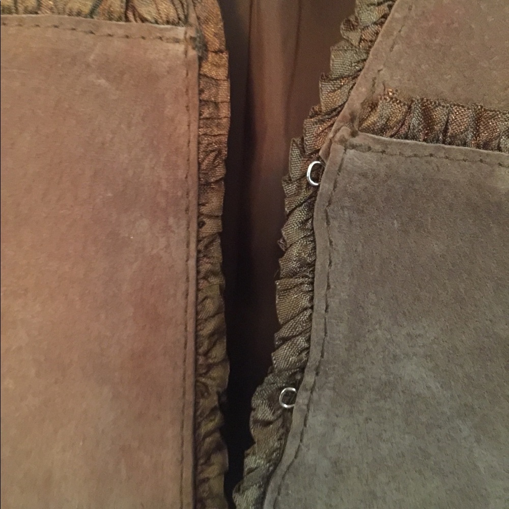 Leather Jacket - Picture 5 of 7